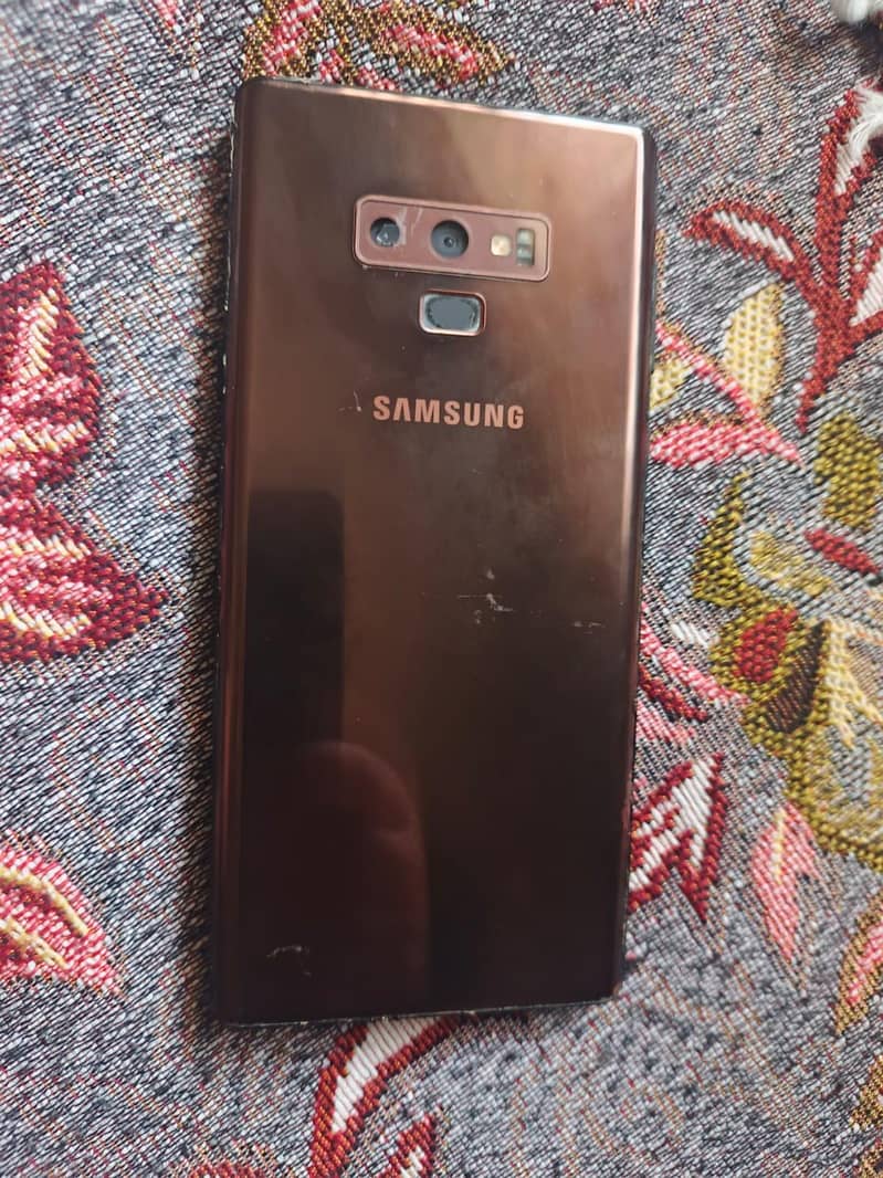 Samsung Mobile Note 9 1