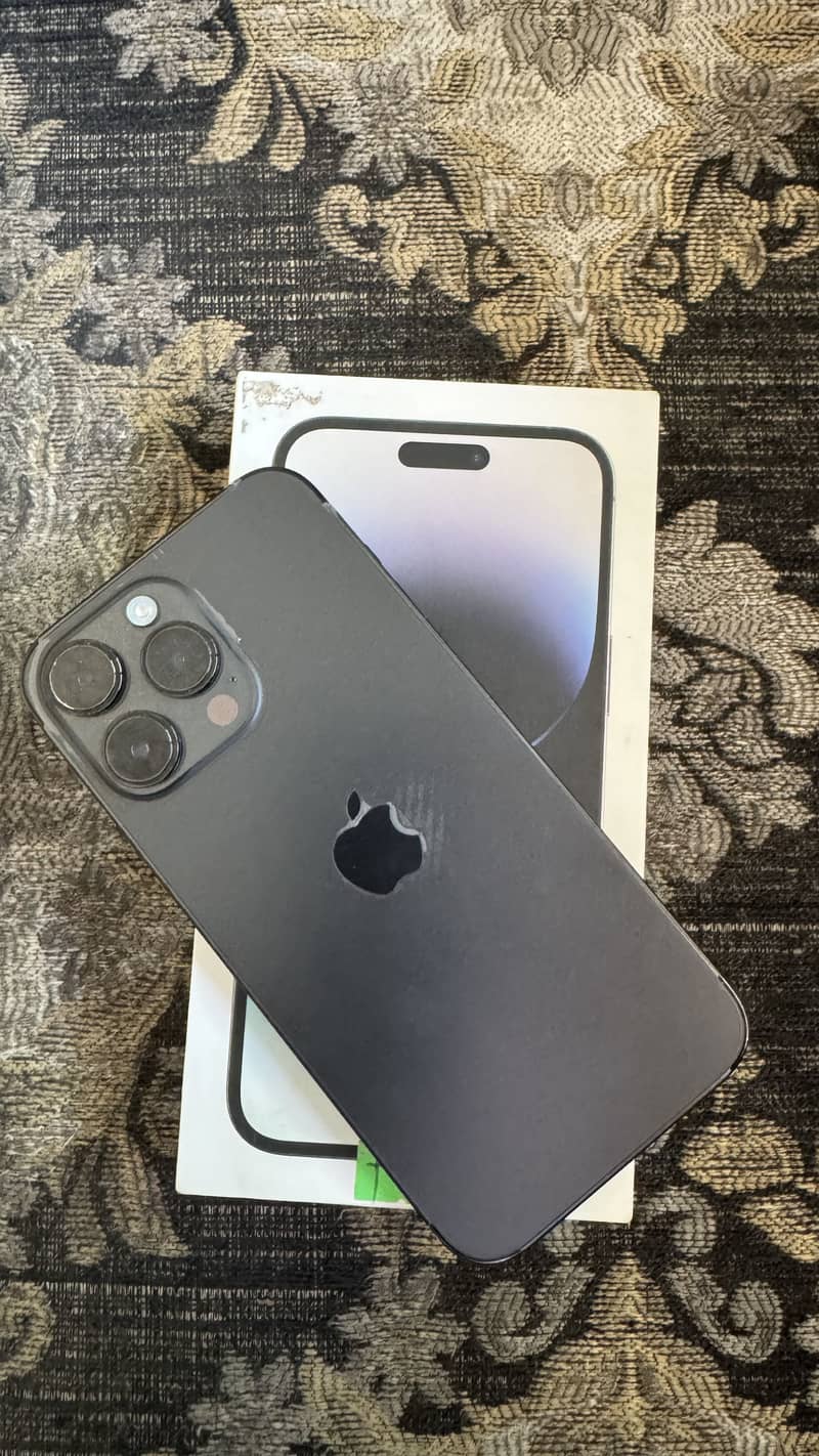 Apple iPhone 14 Pro Max 0