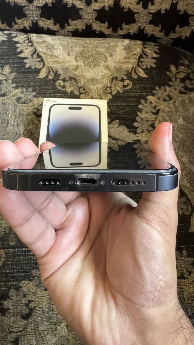 Apple iPhone 14 Pro Max 4