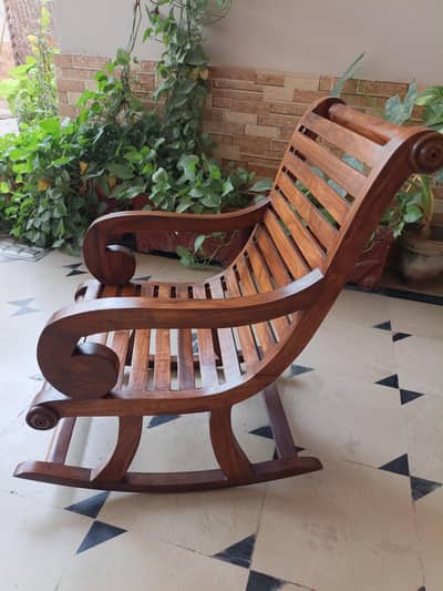 Solid wood swing chair