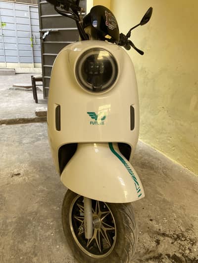 YJ Future Cruise Z9 Electric Bike