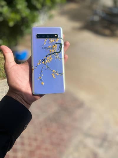 Samsung Mobile S10 5G 8/256 condition 10/9.5