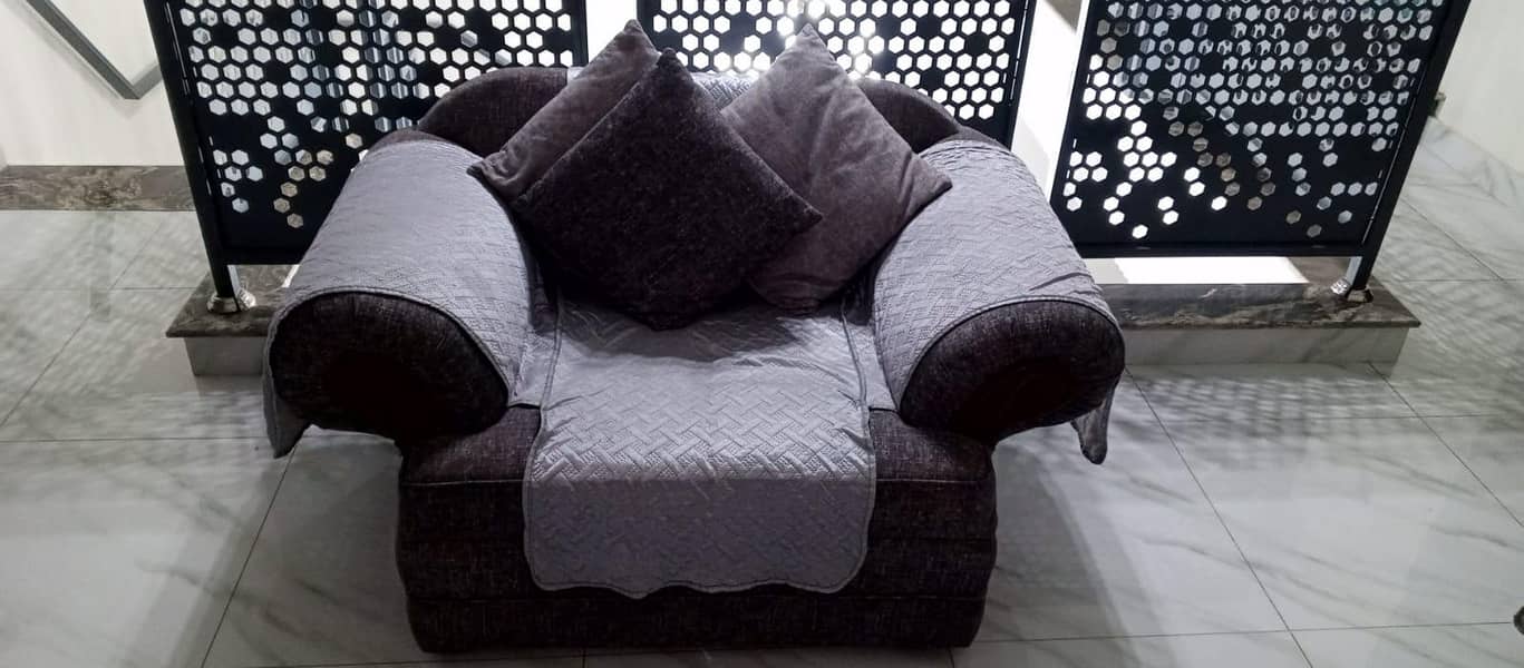 6 seater plus dewan 1