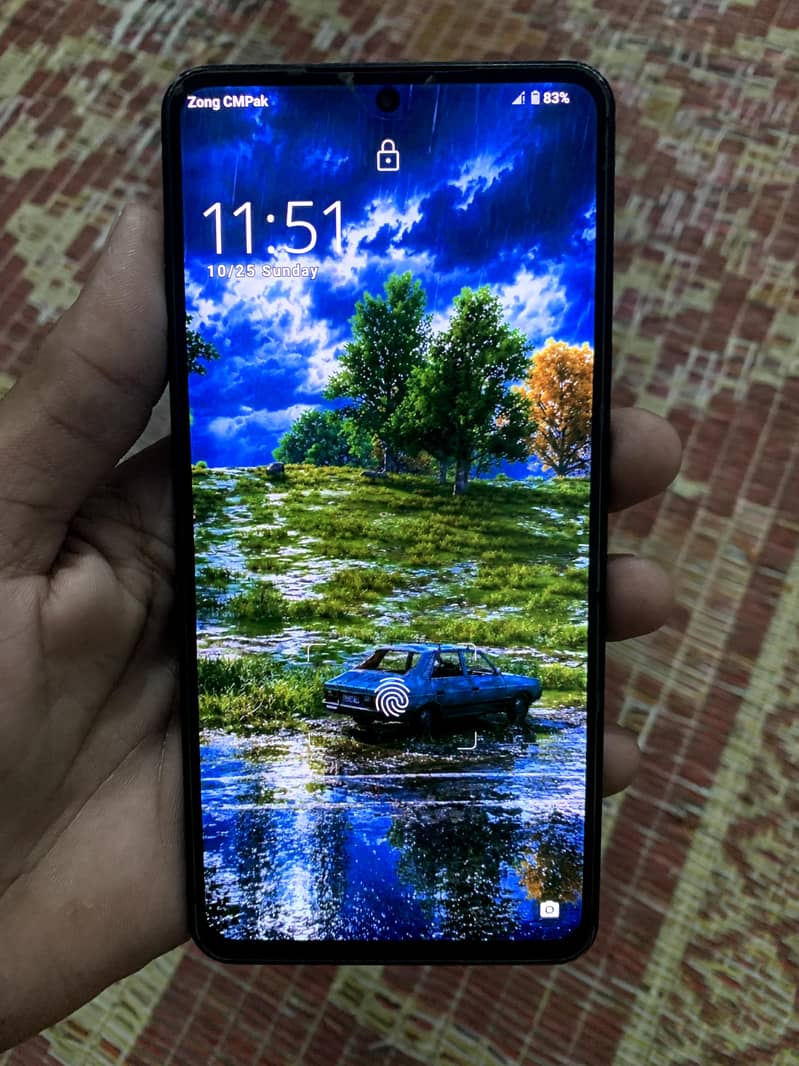 AQUOS R7 1