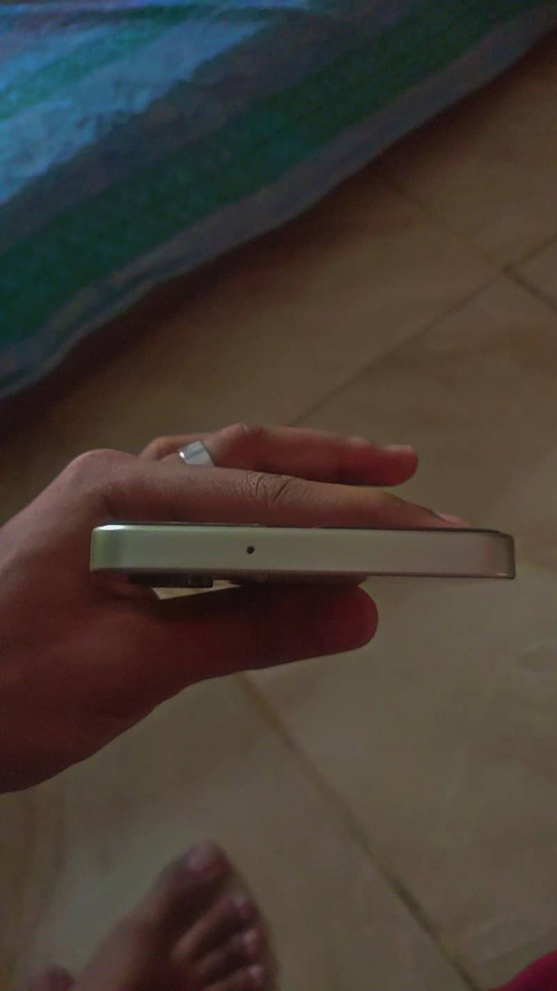 Samsung  A06 4