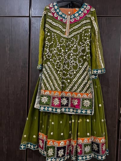 wedding wear/mehndi wear/girls mehndi or wedding wear sharara