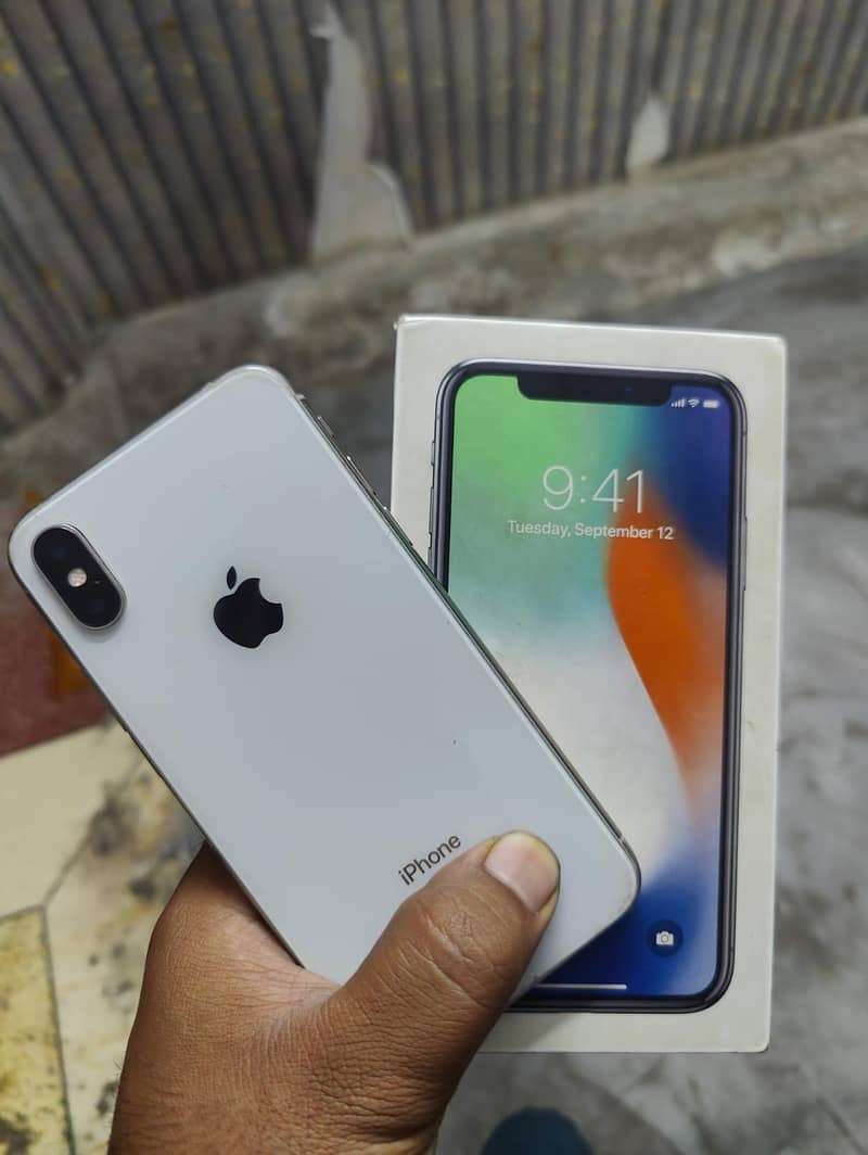 Apple iPhone X 0