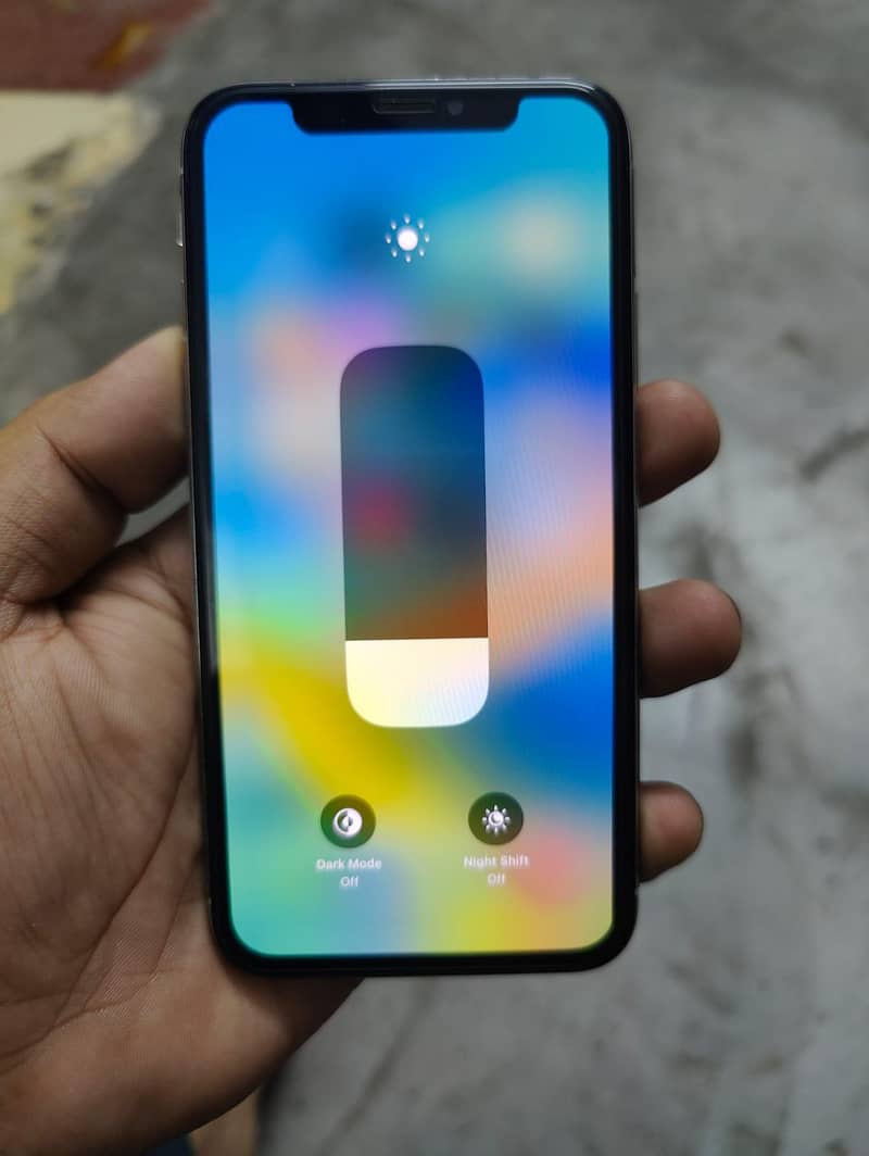 Apple iPhone X 3