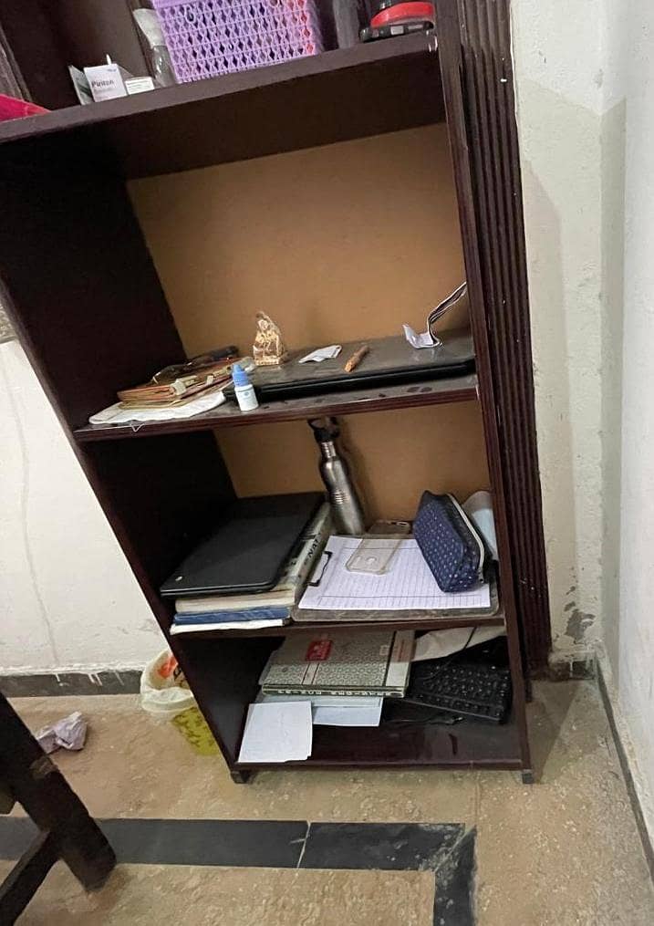 cabinet 0