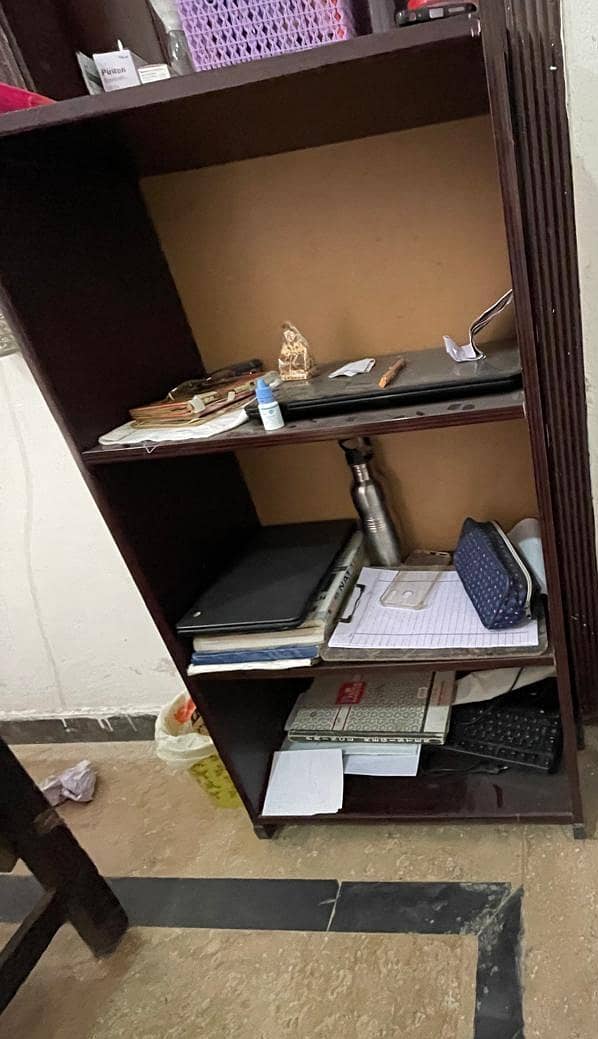cabinet 2