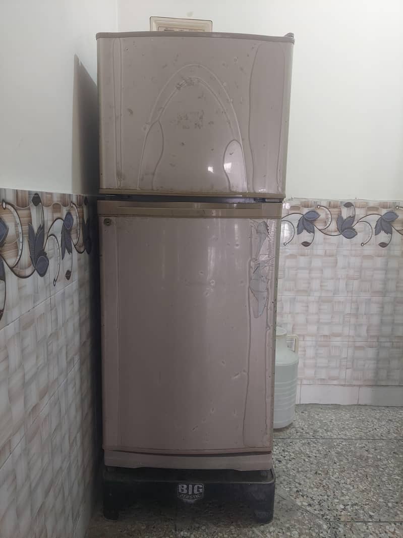 dawlance refrigerator 0