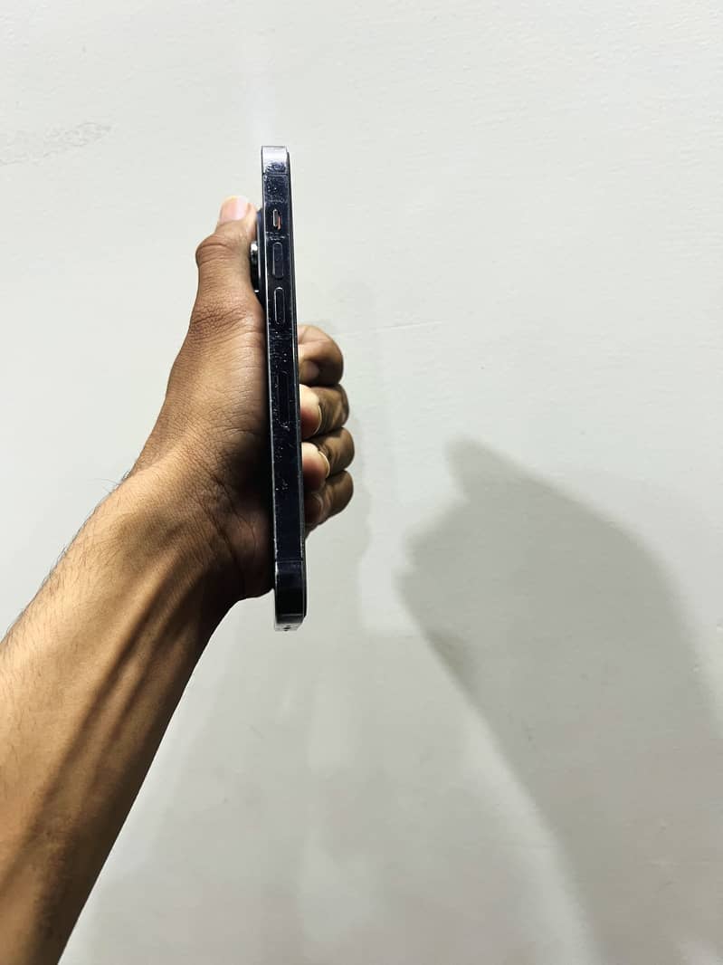 Apple iPhone 14 Pro 3