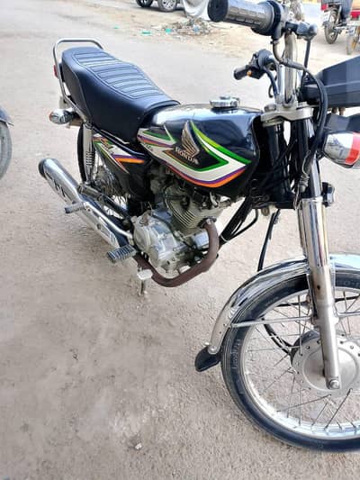 Honda 125cc 2016 Model For Sale Urgent.   Phone Number:O328811O75O