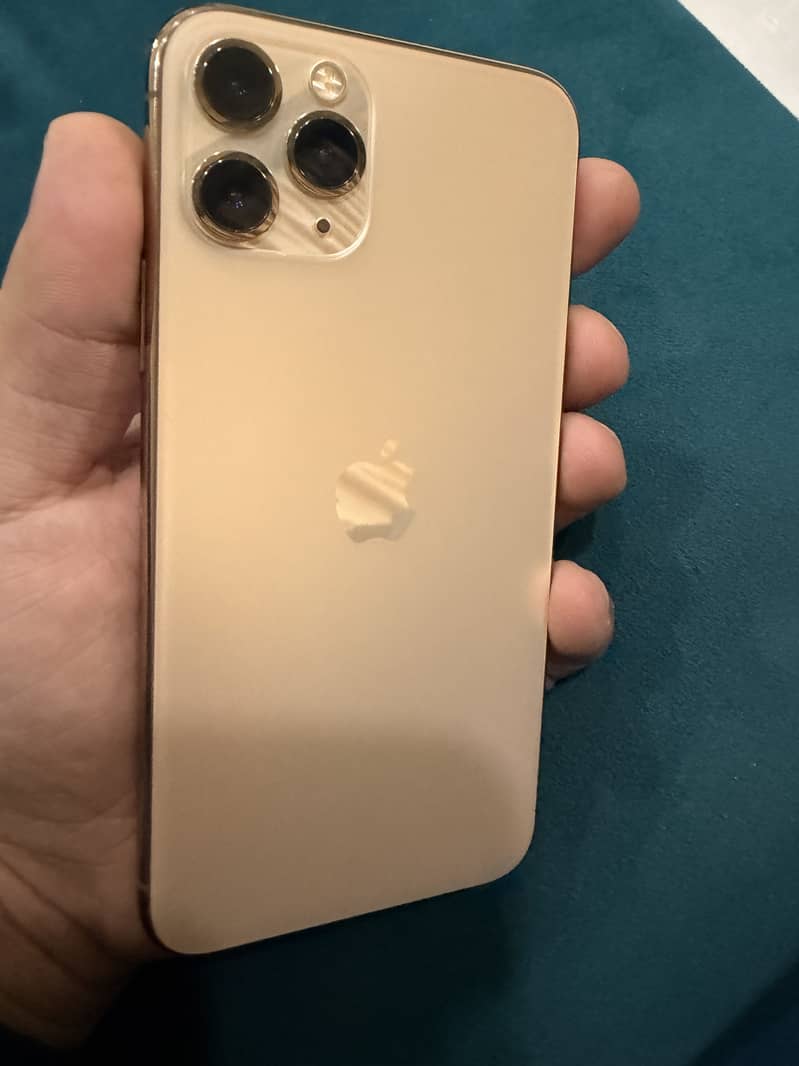 Apple iPhone 11 Pro 1