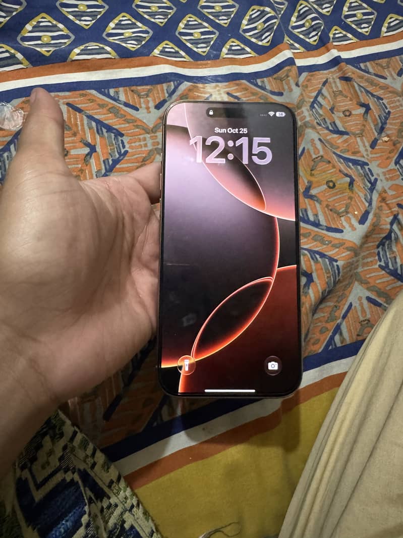 Apple iPhone 16 Pro Max 5