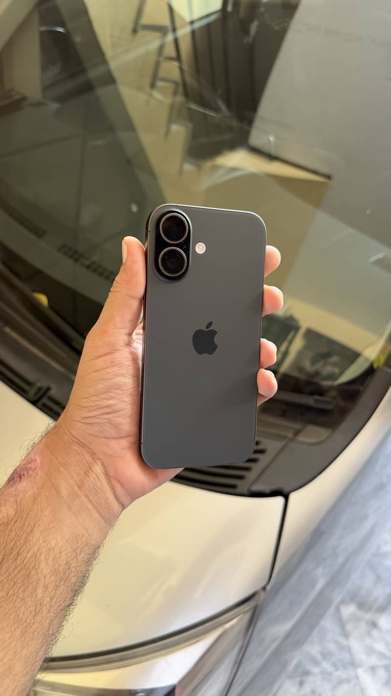 Apple iPhone 17 0