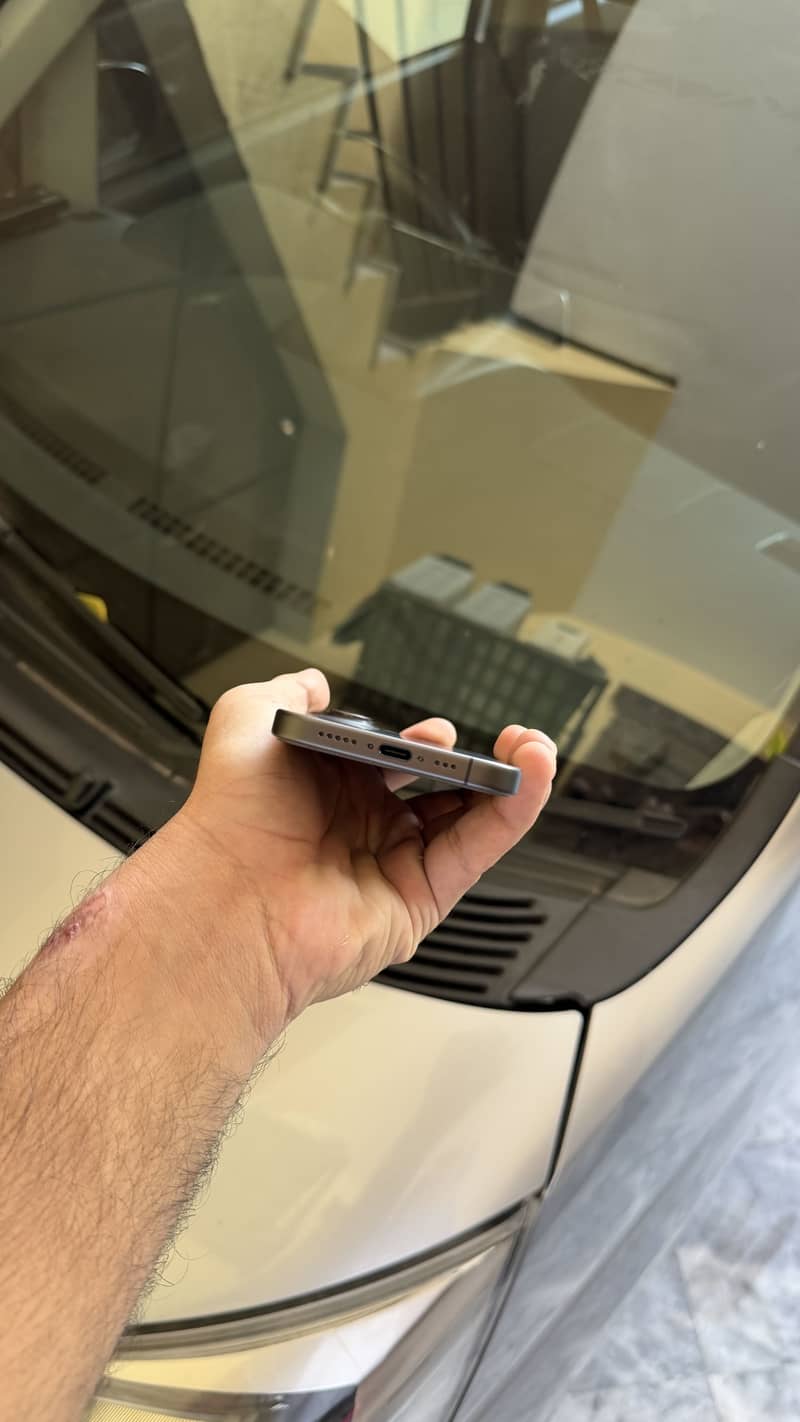 Apple iPhone 17 3