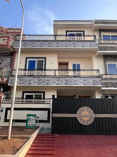 G 13 4.4 MARLA BEATIFULL BRAND NEW HOUSE FOR SALE
