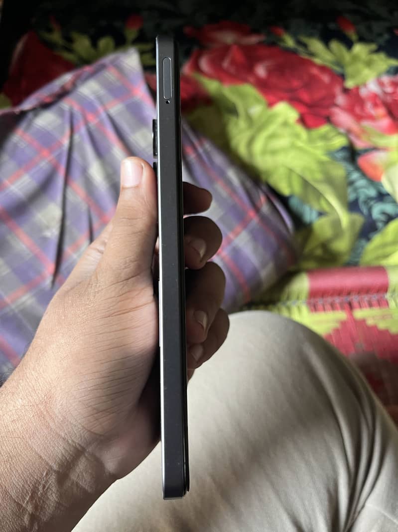 Realme Note 60x 2