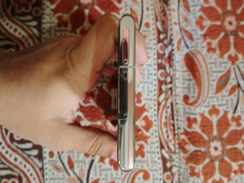 Samsung Mobile Note 10 4