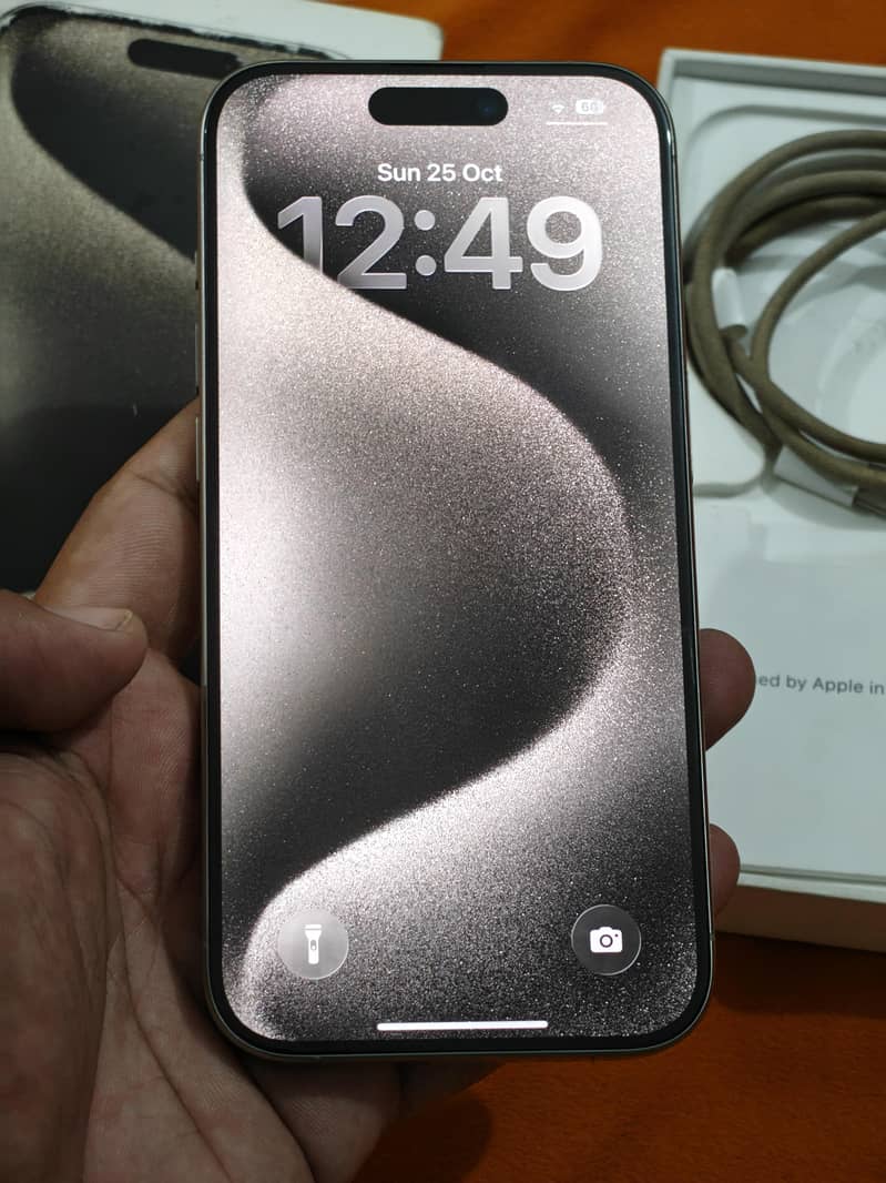 Apple iPhone 15 Pro 2