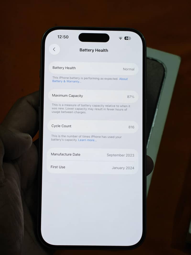 Apple iPhone 15 Pro 4