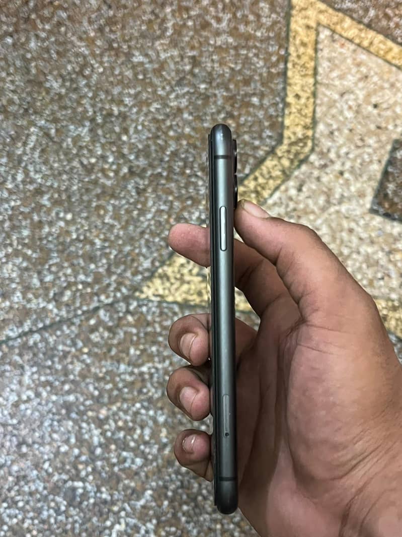 Apple iPhone 11 1