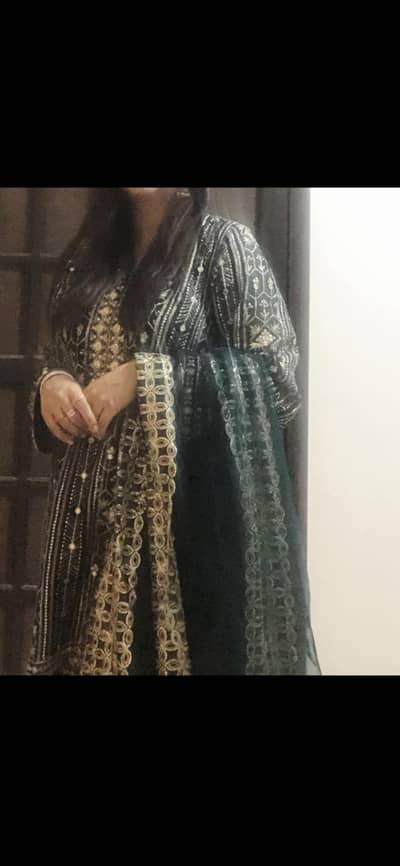 Green Semi-Formals in Khi | Best Semi-Formals in Karachi | Vanya