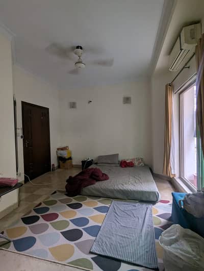 Shering room available for rent in F11 markaz for female
