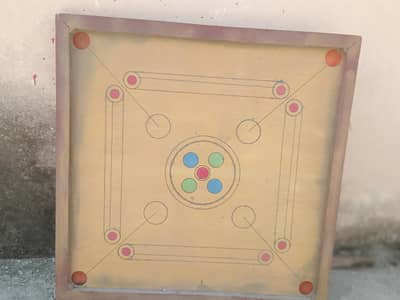 carrom board
