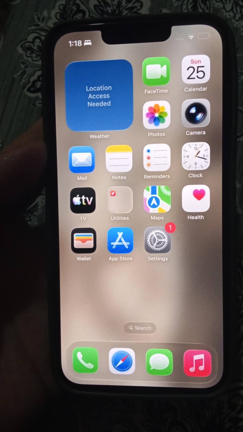 Apple iPhone 13 4