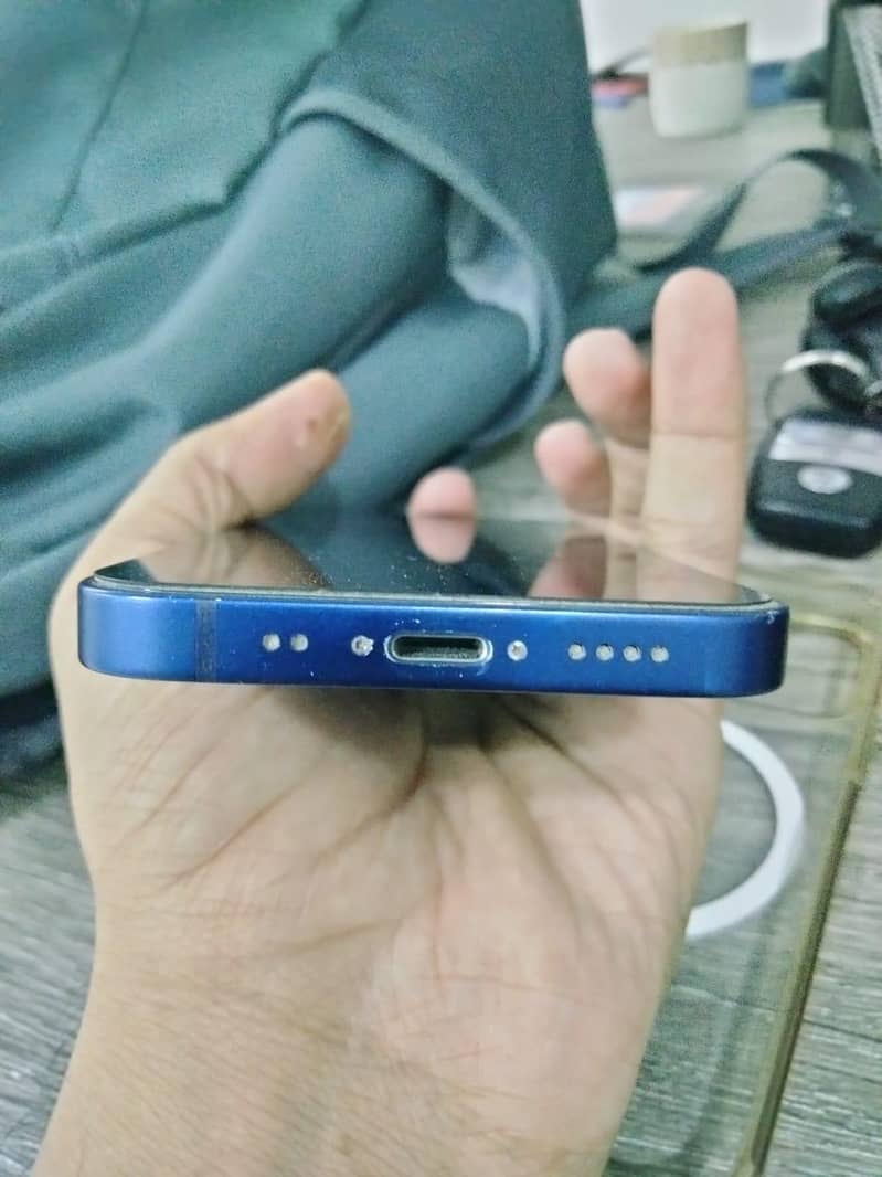 iphone 12mini 3