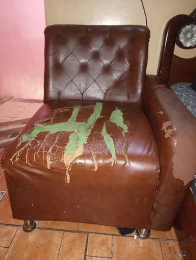 Best sofa purchase RS 10000 sell RS 4000