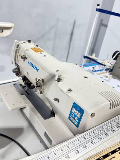 Jack Industrial Sewing Machine