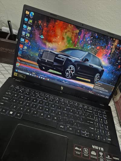 Acer Nitro V 15 Gaming Laptop / 13th Gen / Core i7 / 16GB / 512GB
