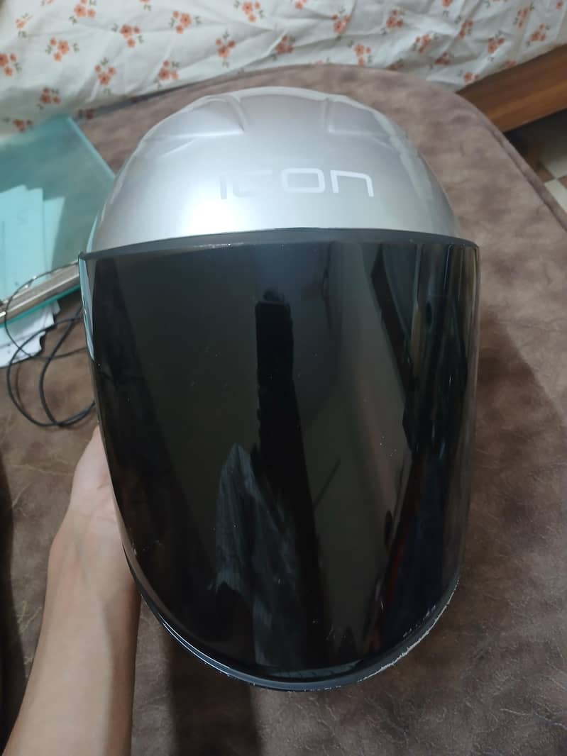 icon helmet 0