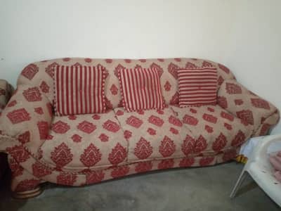6 seater sofa set just 1 year used for sell