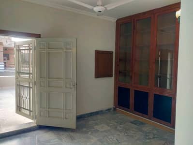 Prime Location 12 Marla Spacious Lower Portion Available In Gulberg For rent