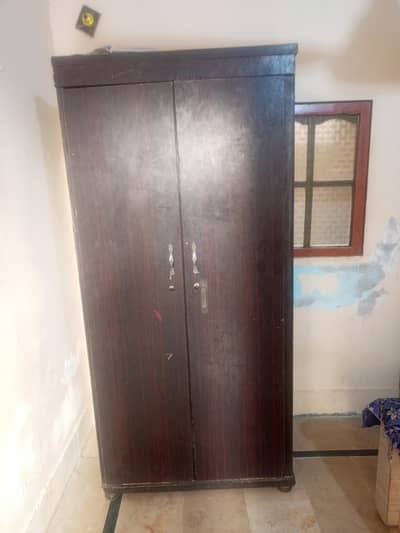 Almari for sell