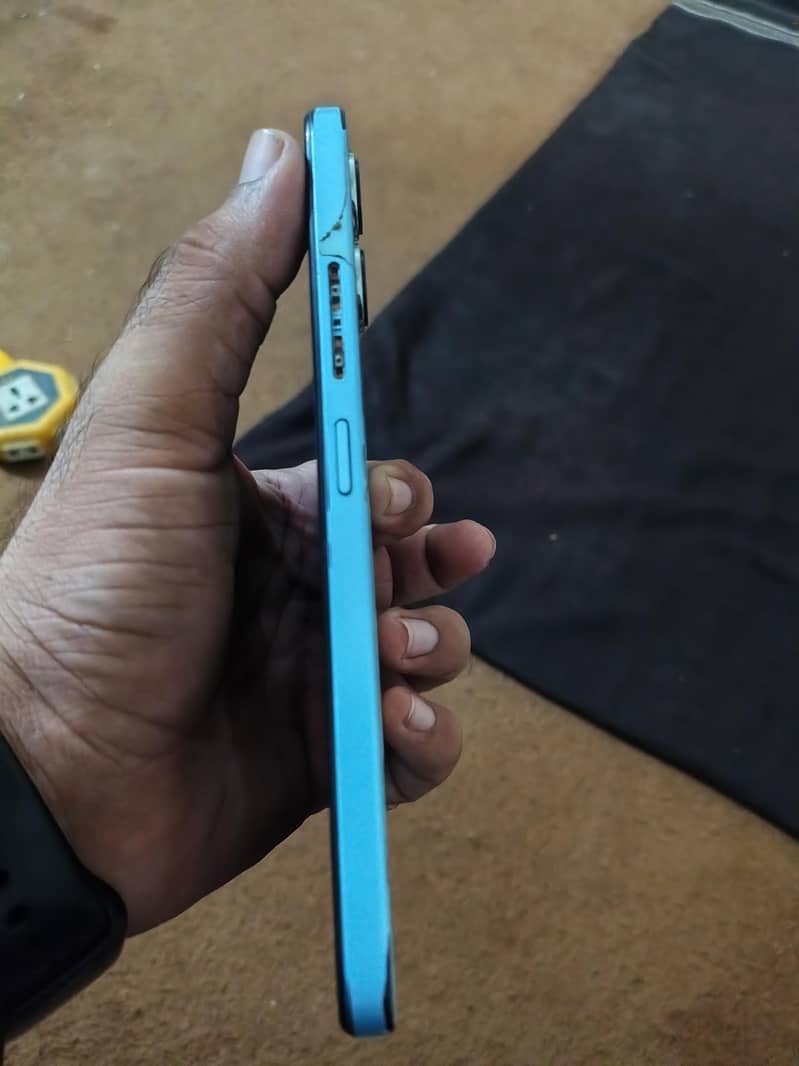 Xiaomi Redmi 12 2
