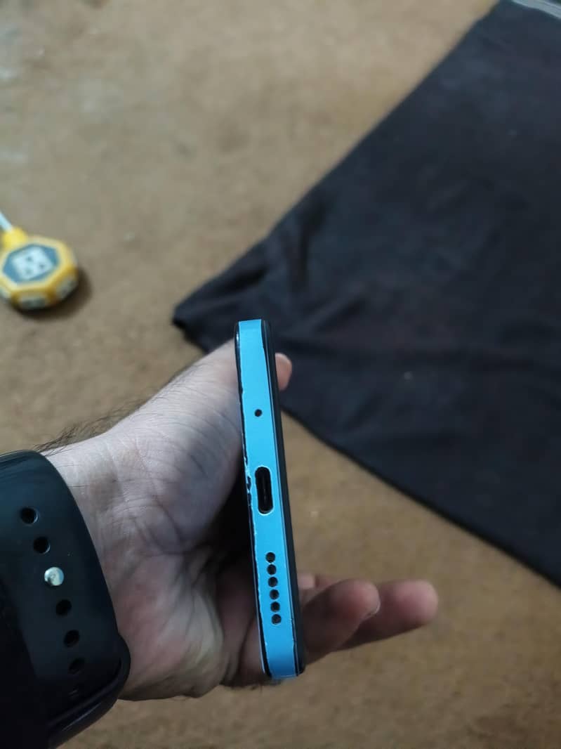 Xiaomi Redmi 12 4