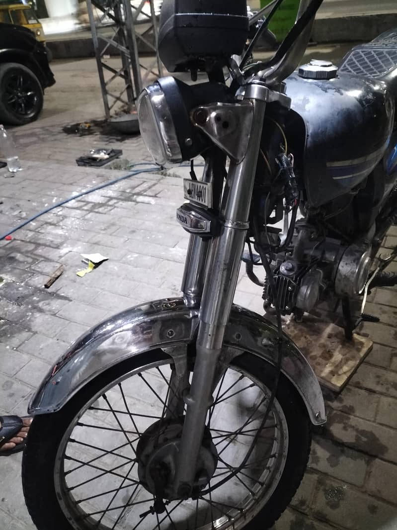 united 70cc 3