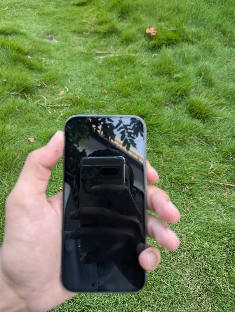 Apple iPhone 15 Pro 3