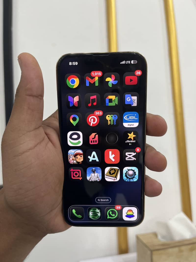 Apple iPhone 13 Pro 4