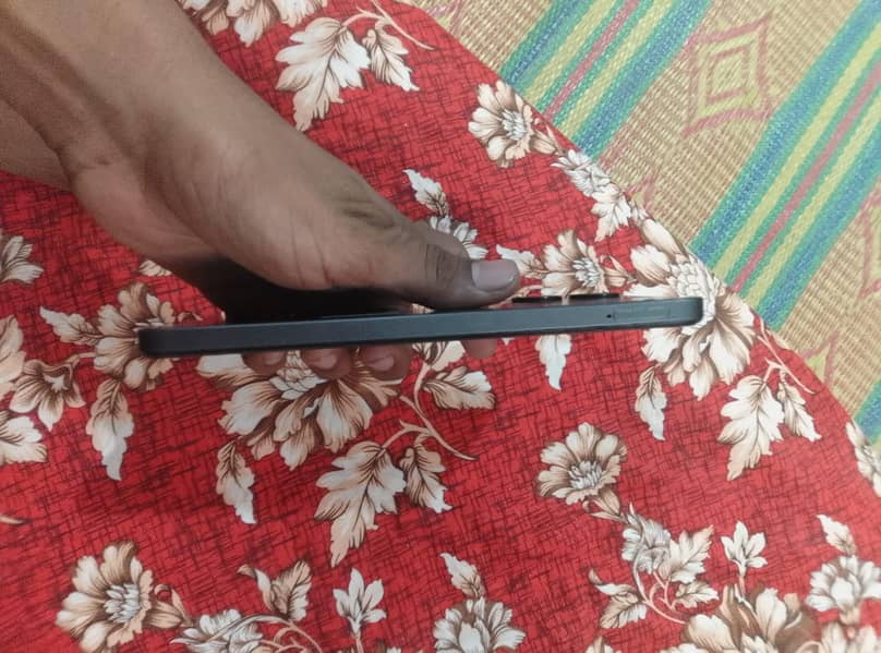 Realme Note 60x 0