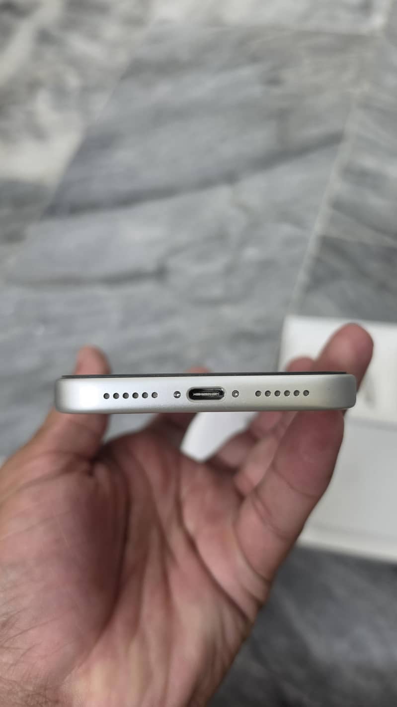 Apple iPhone 17 Pro Max 1