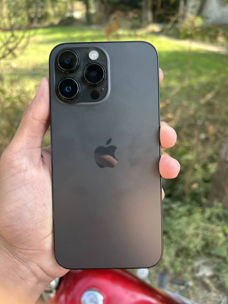 Apple iPhone 14 Pro Max 2