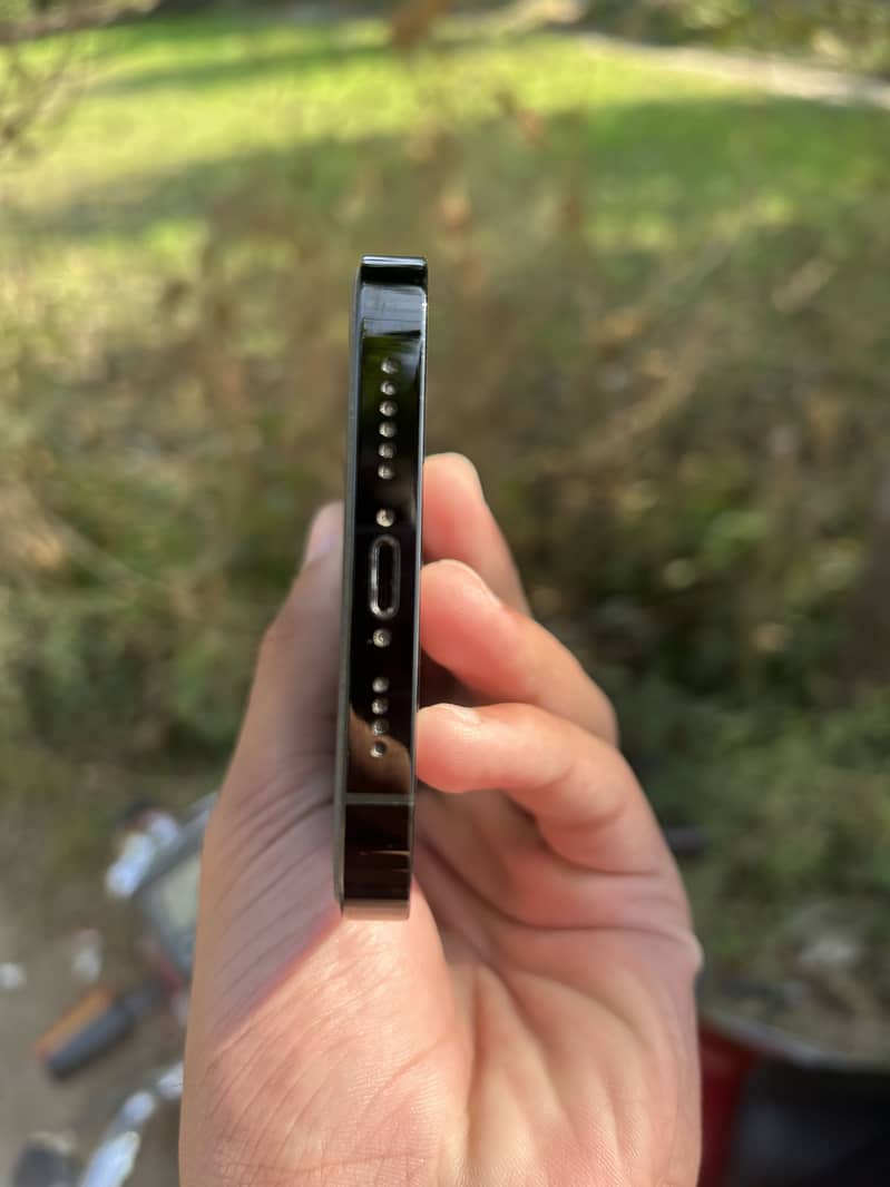 Apple iPhone 14 Pro Max 5