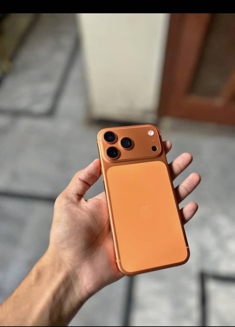 Apple iPhone 17 Pro Max 0