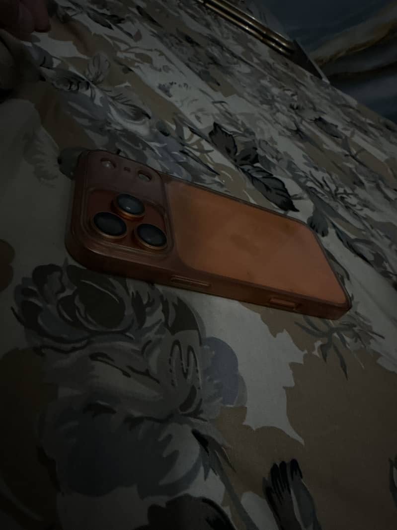 Apple iPhone 17 Pro Max 0